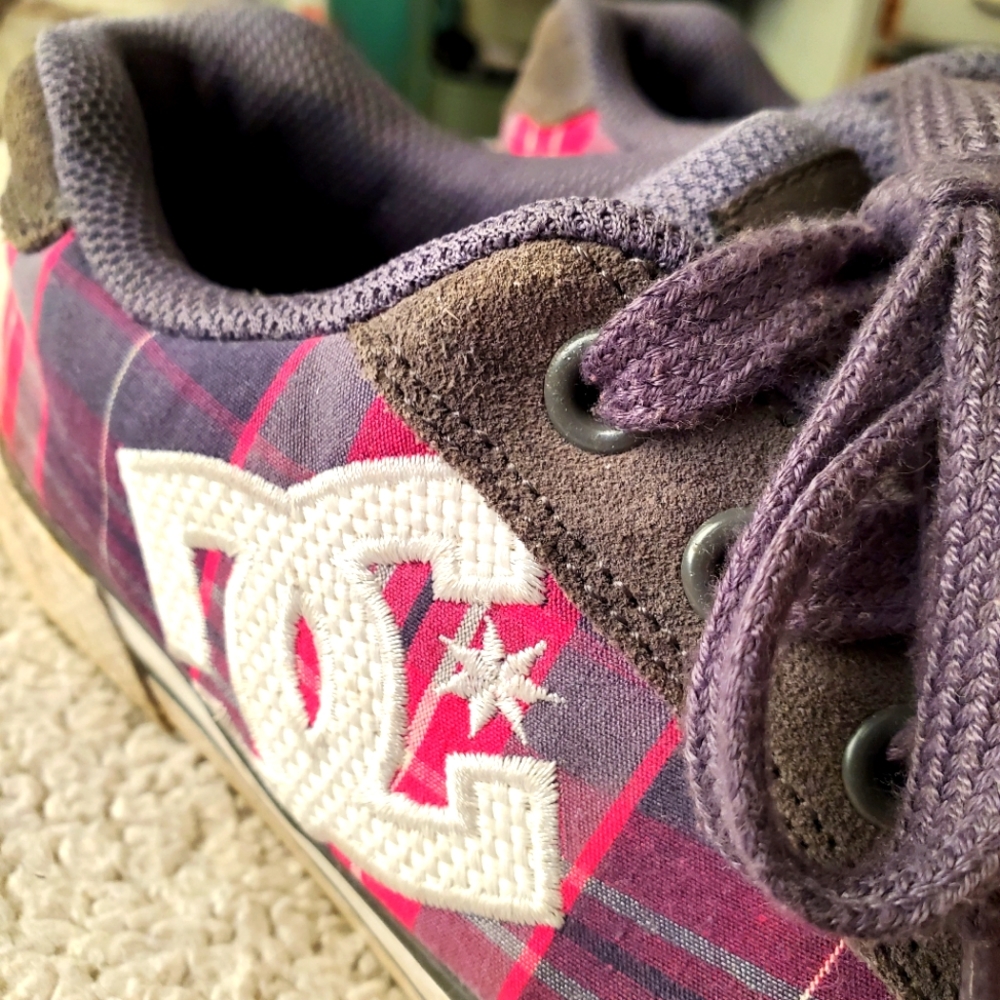 DC shoes